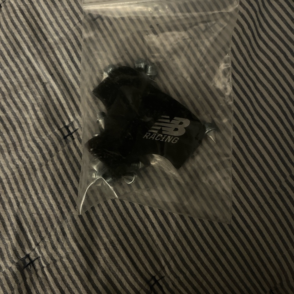 New Balance Black Racing Component - Picture 4 of 4
